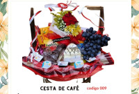    Cesta de Café da com duas fatias de bolo.    codigo 009